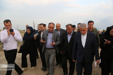 روز اوا سفر وزیر