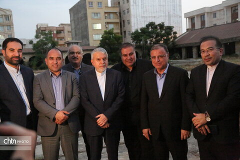روز اوا سفر وزیر