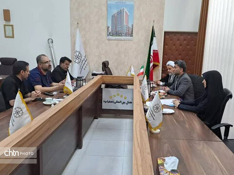 بازدید رئیس گروه فنی و نظارت بر طرح‌های گردشگری وزارت میراث‌فرهنگی از چند طرح گردشگری قم