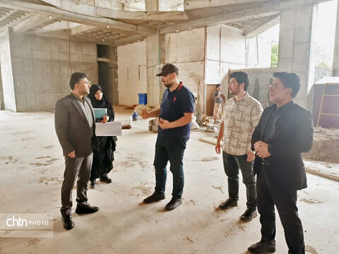 بازدید رئیس گروه فنی و نظارت بر طرح‌های گردشگری وزارت میراث‌فرهنگی از چند طرح گردشگری قم