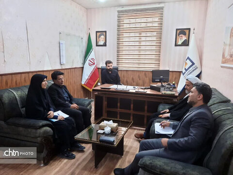 بازدید رئیس گروه فنی و نظارت بر طرح‌های گردشگری وزارت میراث‌فرهنگی از چند طرح گردشگری قم