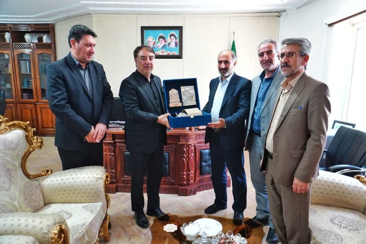 شهرستان ملایر مهم‌ترین قطب صنایع‌دستی استان همدان است