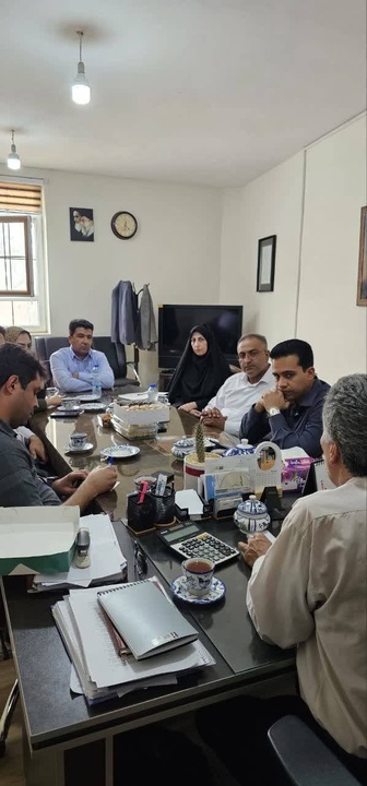 بررسی مسائل آموزشی و صنفی راهنمایان گردشگری یزد