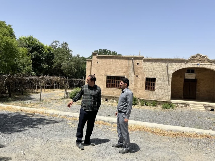 مرمت آثار تاریخی در روستای دهنو خنداب با هدف احیای بناهای ارزشمند فرهنگی