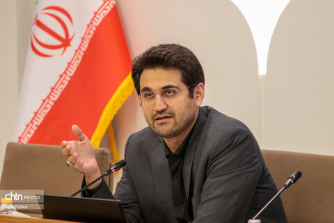 نشست مشترک مسئولان ارشد اقتصادی کشور با نمایندگان بخش خصوصی، انجمن‌های صنفی و فعالان سه حوزه میراث‌فرهنگی، گردشگری و صنایع‌دستی