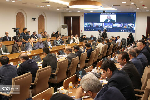 نشست مشترک مسئولان ارشد اقتصادی کشور با نمایندگان بخش خصوصی، انجمن‌های صنفی و فعالان سه حوزه میراث‌فرهنگی، گردشگری و صنایع‌دستی