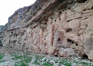 مرمت و سامان‌دهی انبار غلات روستای زید بدره ایلام انجام می‌شود
