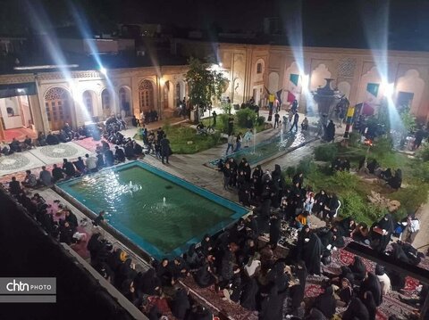 برگزاری مراسم سقاخانه سنتی بروجرد