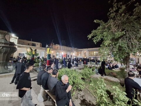 برگزاری مراسم سقاخانه سنتی بروجرد