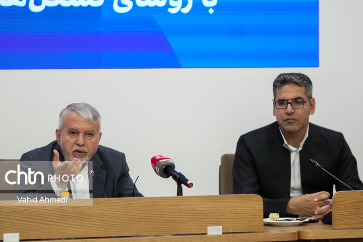 نشست وزیر میراث فرهنگی گردشگری و صنایع دستی با روسای تشکل های بومگردی کشور