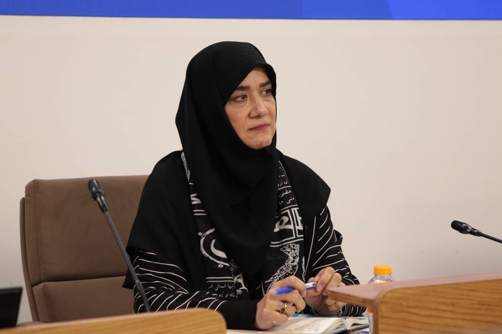 هنرمند صنایع‌دستی نه‌تنها اشتغال‌آفرین، بلکه هویت‌ساز تمدن ایرانی است/ حضور وزرای دولت در نشست فصلی وزارتخانه یعنی شکل‌گیری شبکه مدیریتی هم‌افزا