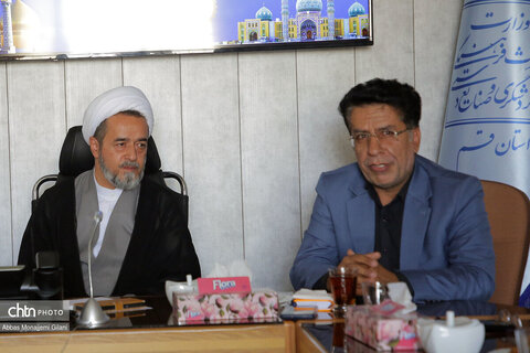 جلسه با رؤسای انجمن‌های گردشگری با سرپرست میراث‌فرهنگی قم