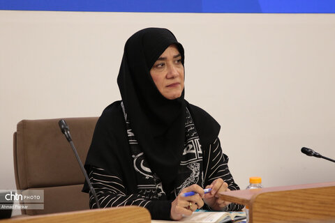 نشست صالحی امیری با نمایندگان تشکل ها، مدیران کل و معاونین صنایع دستی کل کشور