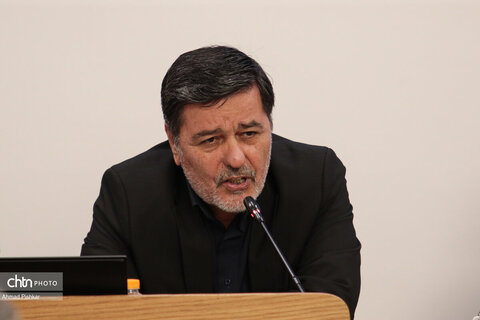 نشست صالحی امیری با نمایندگان تشکل ها، مدیران کل و معاونین صنایع دستی کل کشور