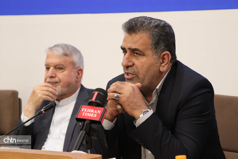 نشست صالحی امیری با نمایندگان تشکل ها، مدیران کل و معاونین صنایع دستی کل کشور