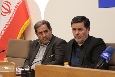 نشست صالحی امیری با نمایندگان تشکل ها، مدیران کل و معاونین صنایع دستی کل کشور