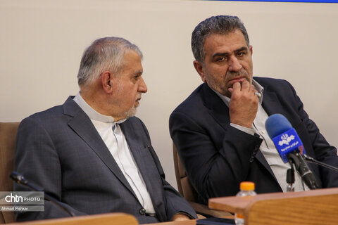 نشست صالحی امیری با نمایندگان تشکل ها، مدیران کل و معاونین صنایع دستی کل کشور