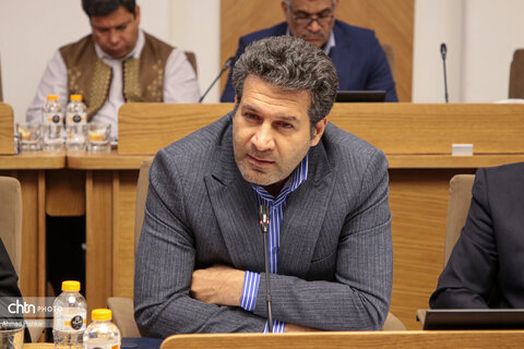 نشست صالحی امیری با نمایندگان تشکل ها، مدیران کل و معاونین صنایع دستی کل کشور