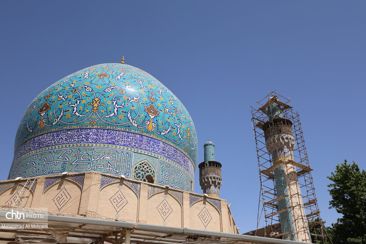 مرمت های شاخض اصفهان ( مدرسه چهار باغ )