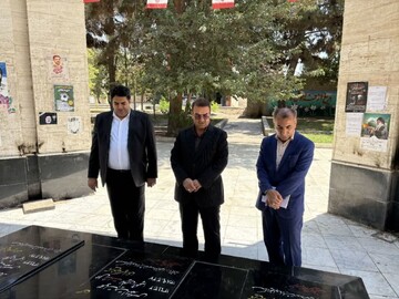 نظرآباد قطب نوظهور گردشگری استان/ ادای احترام به شهدا و تأکید بر توسعه بوم‌گردی و گردشگری ورزشی