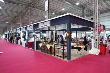 نخستین نمایشگاه توانمندی‌های بانوان کارآفرین همدان