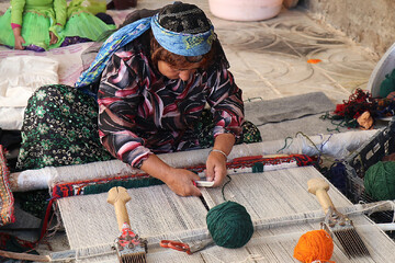 حسن آباد، شهر ملی قالی بافی