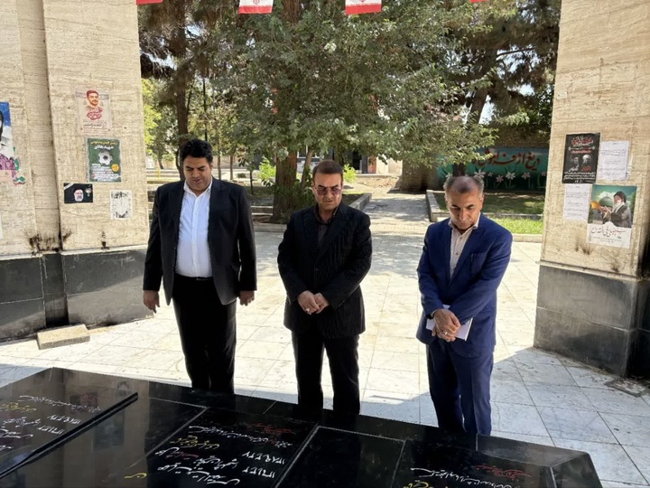 نظرآباد قطب نوظهور گردشگری استان/ ادای احترام به شهدا و تأکید بر توسعه بوم‌گردی و گردشگری ورزشی