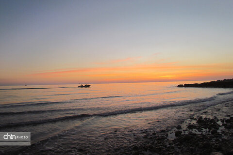 سیراف شهری ست که موج‌های ساحلش در گوش تاریخ، قصه های هزارساله را زمزمه می کند.