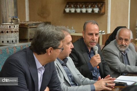 تکریم بازنشستگان اداره‌کل میراث‌فرهنگی، گردشگری و صنایع‌دستی استان یزد