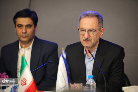نشست معاون گردشگری و رئیس ستاد اجرایی خدمات سفر کشور با مدیران و انجمن‌های صنفی گردشگری خوزستان