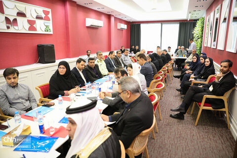 نشست معاون گردشگری و رئیس ستاد اجرایی خدمات سفر کشور با مدیران و انجمن‌های صنفی گردشگری خوزستان