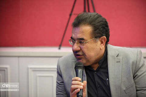 نشست معاون گردشگری و رئیس ستاد اجرایی خدمات سفر کشور با مدیران و انجمن‌های صنفی گردشگری خوزستان