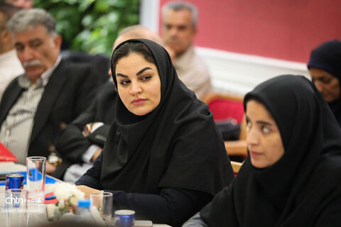 نشست معاون گردشگری و رئیس ستاد اجرایی خدمات سفر کشور با مدیران و انجمن‌های صنفی گردشگری خوزستان