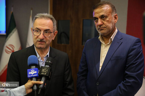 نشست معاون گردشگری و رئیس ستاد اجرایی خدمات سفر کشور با مدیران و انجمن‌های صنفی گردشگری خوزستان
