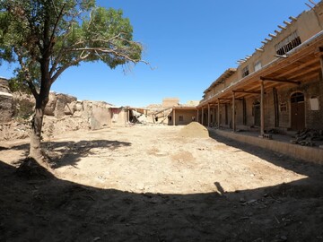 مرمت کاروانسرای جلدی همدان به نیمه رسید