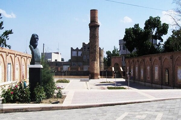 خوی از نگاه راهنمایان گردشگری