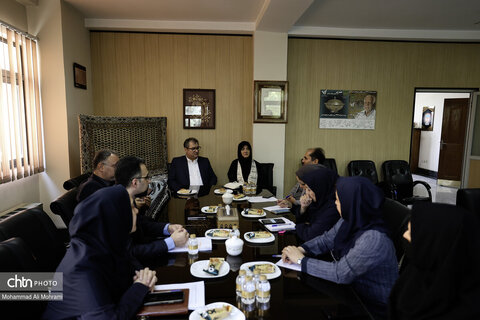 دیدار صمیمانه و بررسی مشکلات معاونت صنایع دستی استان اصفهان در سفر مریم جلالی به این شهر