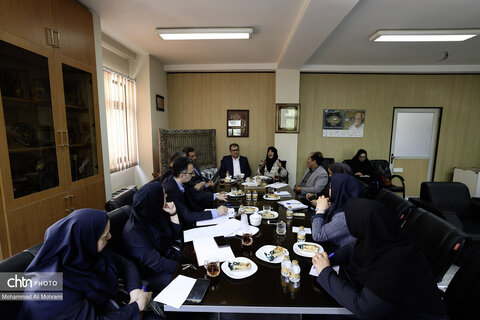 دیدار صمیمانه و بررسی مشکلات معاونت صنایع دستی استان اصفهان در سفر مریم جلالی به این شهر