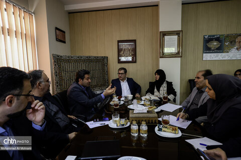 دیدار صمیمانه و بررسی مشکلات معاونت صنایع دستی استان اصفهان در سفر مریم جلالی به این شهر