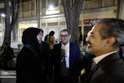 افتتاح گذر صنایع دستی ایران در چهار باغ عباسی با حضور مریم جلالی معاون صنایع دستی کشور