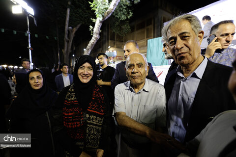 افتتاح گذر صنایع دستی ایران در چهار باغ عباسی با حضور مریم جلالی معاون صنایع دستی کشور