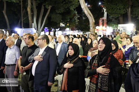 افتتاح گذر صنایع دستی ایران در چهار باغ عباسی با حضور مریم جلالی معاون صنایع دستی کشور