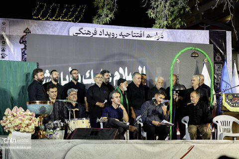 افتتاح گذر صنایع دستی ایران در چهار باغ عباسی با حضور مریم جلالی معاون صنایع دستی کشور
