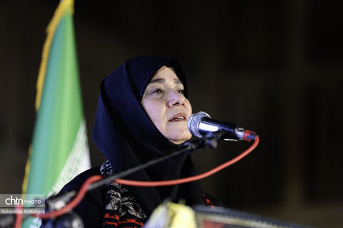 افتتاح گذر صنایع دستی ایران در چهار باغ عباسی با حضور مریم جلالی معاون صنایع دستی کشور