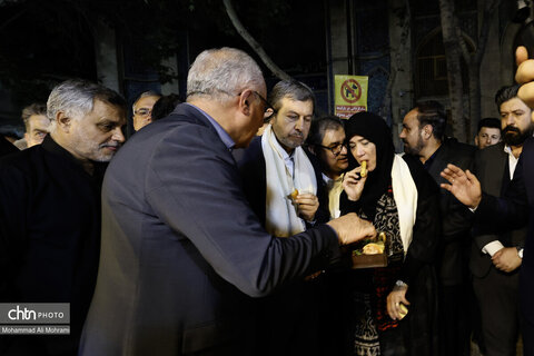 افتتاح گذر صنایع دستی ایران در چهار باغ عباسی با حضور مریم جلالی معاون صنایع دستی کشور