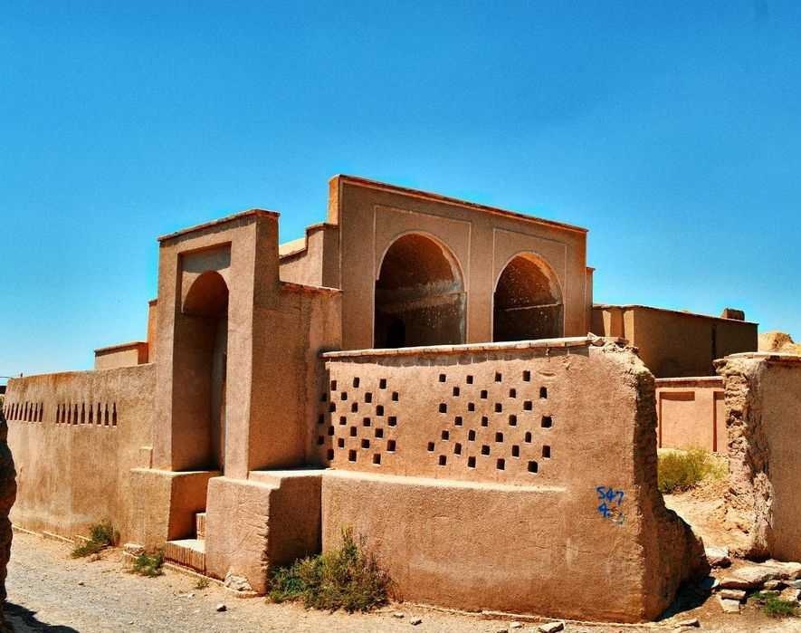 نِیگنان بشرویه؛ شب چراغانی کوکِرِنگ‌ها و مهمانی سیغ بادها