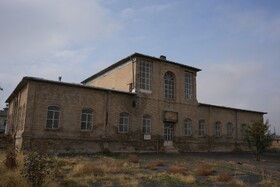 دبیرستان کزازی از آلبوم خاطرات کرمانشاهی‌ها تا موزه آموزش و پرورش