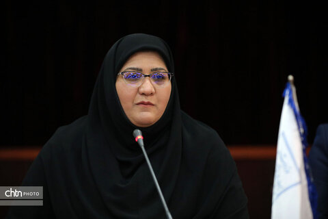 نشست هم‌اندیشی مدیرکل میراث‌فرهنگی، گردشگری و صنایع‌دستی خوزستان با اعضای جامعه حرفه‌ای هتل‌داران و تأسیسات گردشگری استان