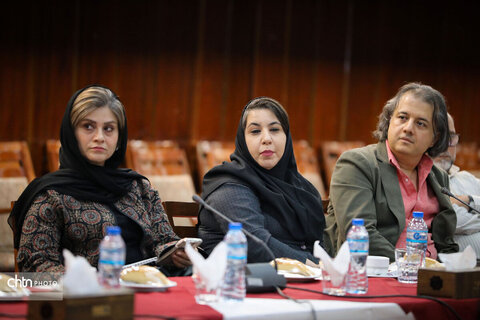 نشست هم‌اندیشی مدیرکل میراث‌فرهنگی، گردشگری و صنایع‌دستی خوزستان با اعضای جامعه حرفه‌ای هتل‌داران و تأسیسات گردشگری استان