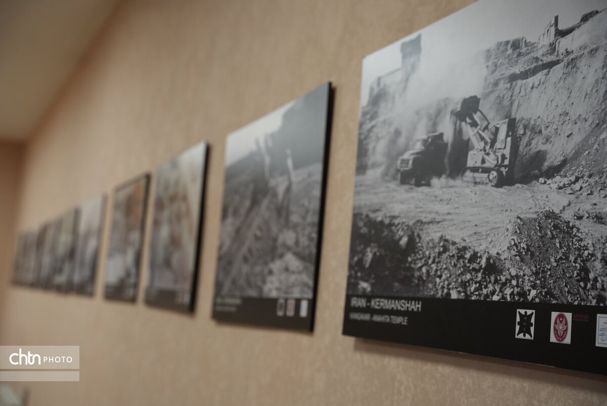 معبد آناهیتا